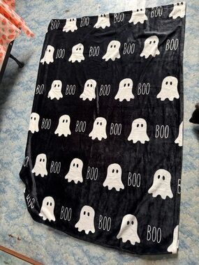 Artisan Black and White Plush Throw Blanket with Ghosts